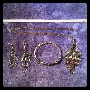 Gorgeous Peacock Set